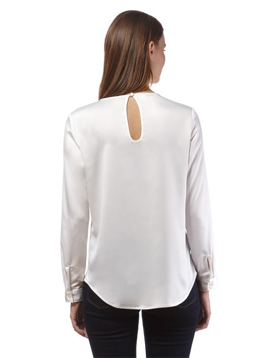blouse, slightly fitted, round neck