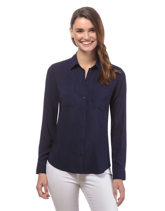 Blouse, straight cut with shirt collar , chest pockets