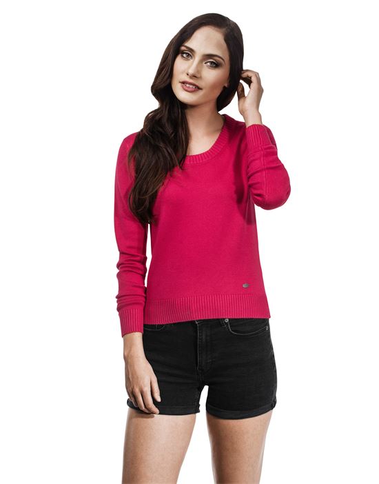 Short Jumper with ribbed round neck