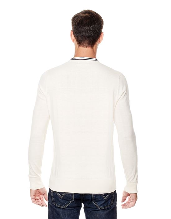 Jumper with low V-neck and contrast collar , slim-fit