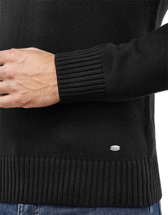 Pullover aus Grobstrick, mit Schalkragen