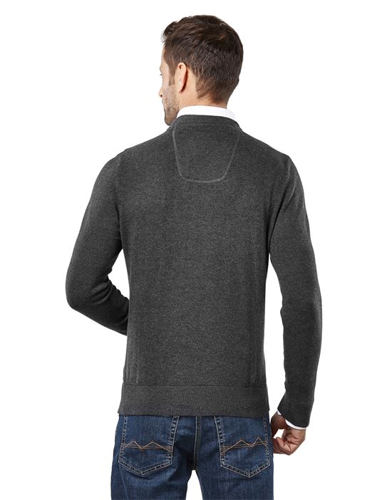 Jumper - classic knit jumper with crew neck , slim fit